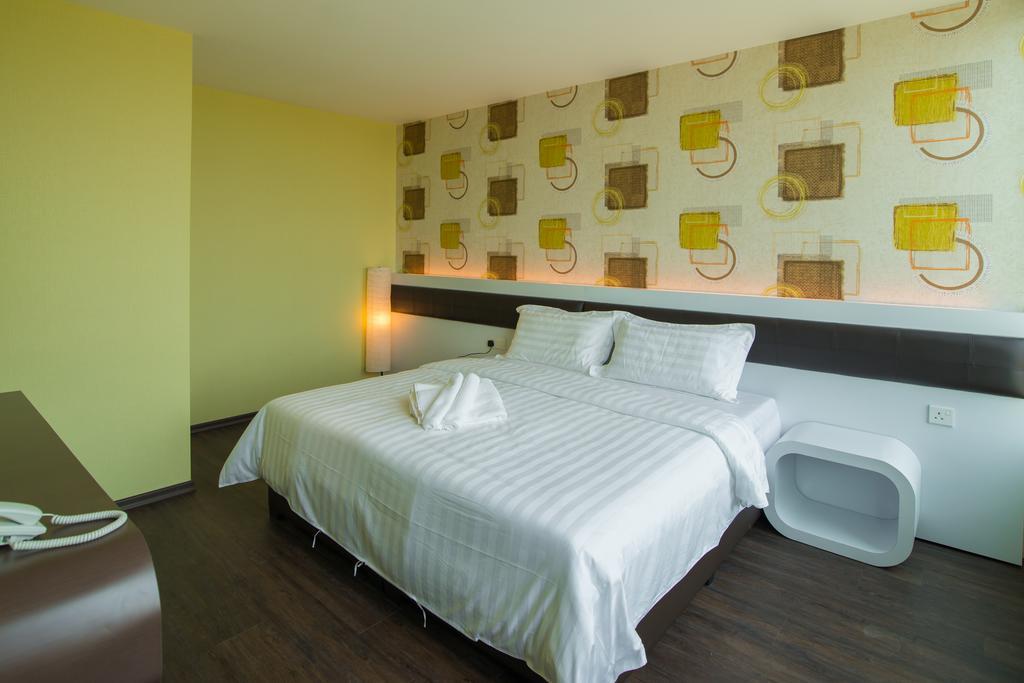 Riverfront Sentral Hotel Malakka Oda fotoğraf
